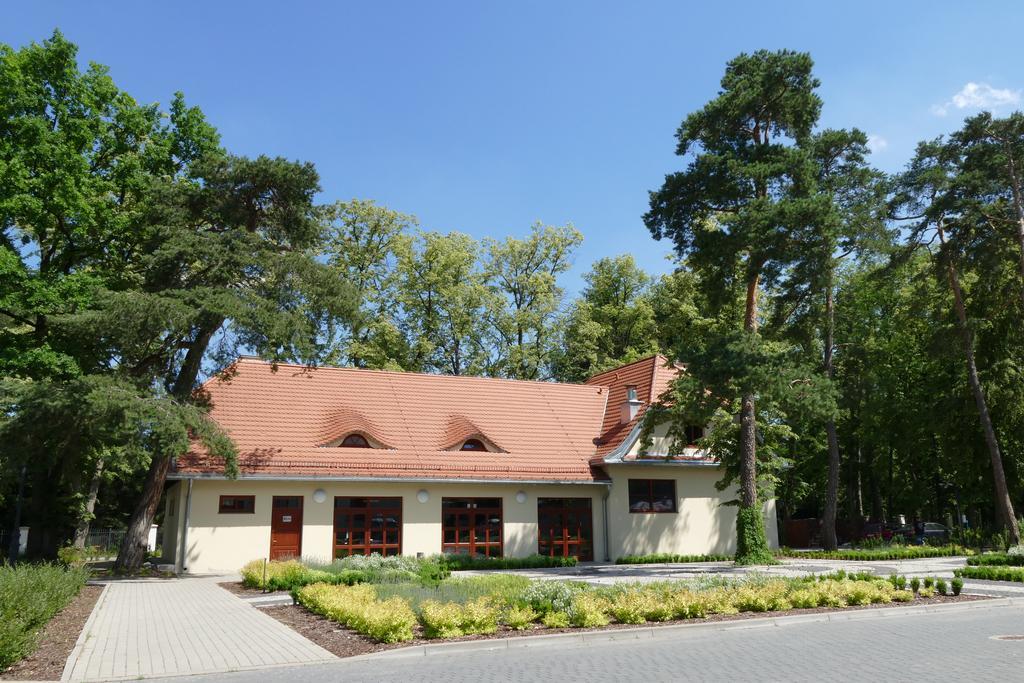 Ckm Centrum Konferencyjne Mazowsze Otrębusy Dış mekan fotoğraf