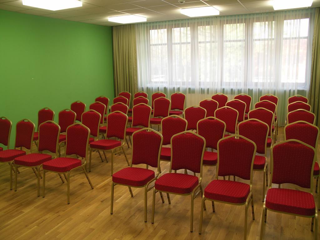 Ckm Centrum Konferencyjne Mazowsze Otrębusy Dış mekan fotoğraf